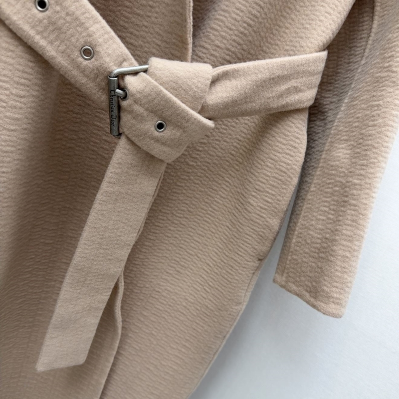 chr1st1an D10r outwear